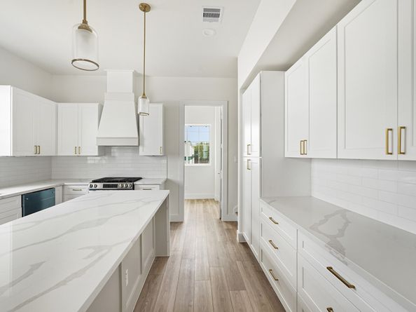 1122 Weiss Street, Houston TX 77009