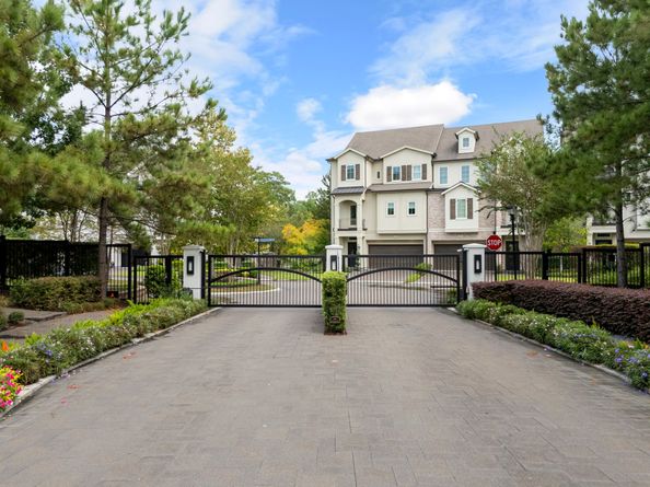 10 Nautical Terrace Way, The Woodlands TX 77380