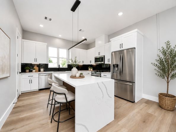 2206 Carr Street, Houston TX 77026