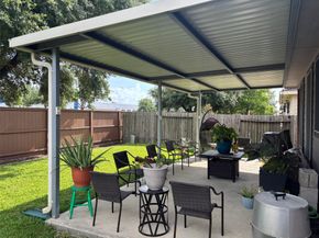 814 Heatherton Hill Lane, Houston TX 77047