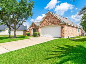 2226 Laurel Birch Drive, Houston TX 77014