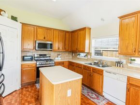 2226 Laurel Birch Drive, Houston TX 77014