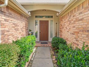 2226 Laurel Birch Drive, Houston TX 77014