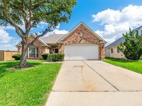2226 Laurel Birch Drive, Houston TX 77014