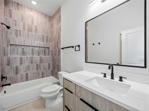 4209 Idaho Unit A/B Street, Houston TX 77021
