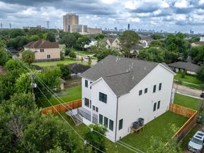 4009 Newshire Drive, Houston TX 77025