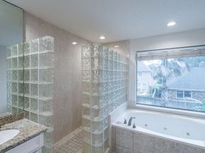 14207 Vista Mar Circle, Houston TX 77095