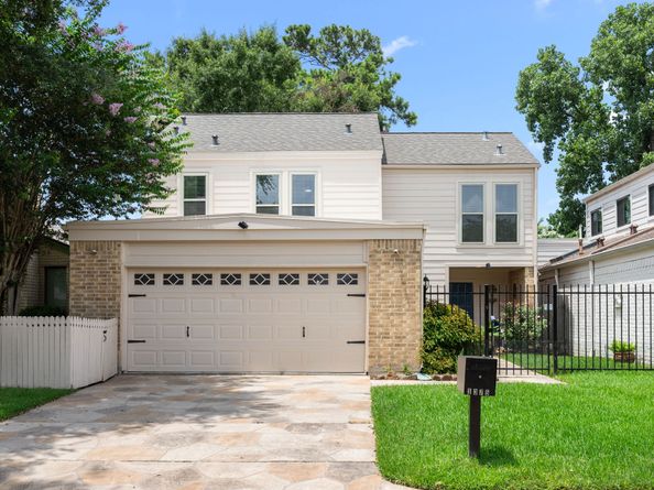 1375 Bullock Lane, Houston TX 77055