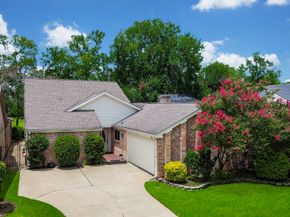 1907 Rock Fence Drive, Richmond TX 77406
