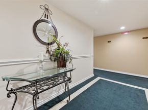 14655 Champion Forest Drive 502, Houston TX 77069