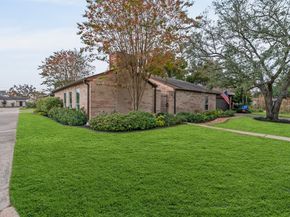 1546 Beaconshire Road, Houston TX 77077