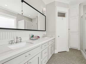 806 English Street, Houston TX 77009