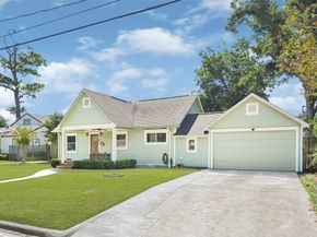 806 English Street, Houston TX 77009