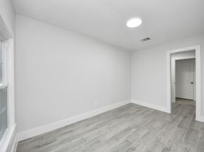 2508 Melbourne Street, Houston TX 77026