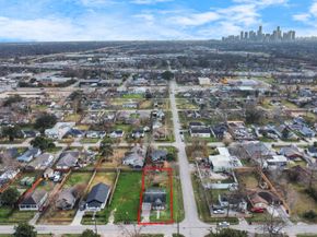 2508 Melbourne Street, Houston TX 77026