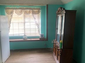 5001 Sherman Street, Houston TX 77011