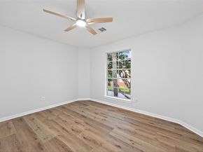 8010 Ashley Circle Drive N, Houston TX 77071