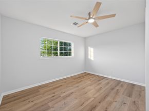8010 Ashley Circle Drive N, Houston TX 77071