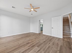 8010 Ashley Circle Drive N, Houston TX 77071