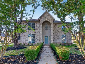 8010 Ashley Circle Drive N, Houston TX 77071