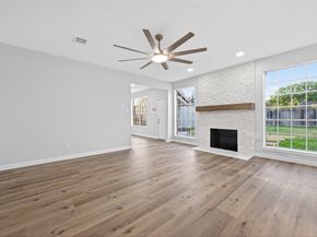 8010 Ashley Circle Drive N, Houston TX 77071