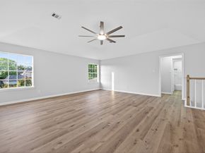 8010 Ashley Circle Drive N, Houston TX 77071