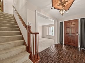 6210 Claridge Drive, Houston TX 77096