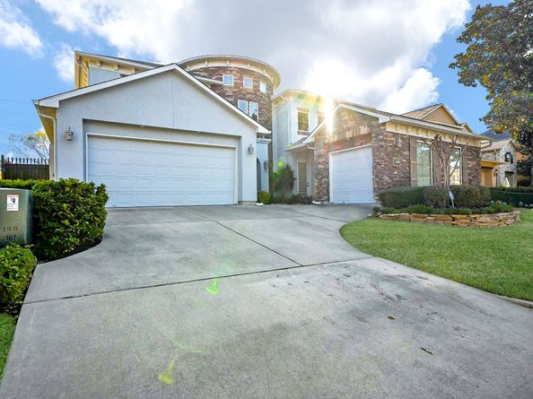 3815 Antibes Lane, Houston TX 77082