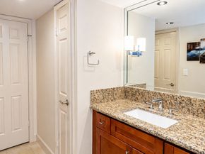 3525 Sage Road 904, Houston TX 77056