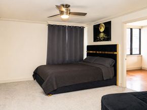 3525 Sage Road 904, Houston TX 77056
