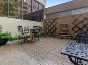 3525 Sage Road 904, Houston TX 77056