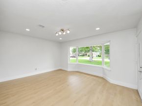 5455 N Crooked Creek Drive, Houston TX 77017