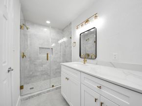 5455 N Crooked Creek Drive, Houston TX 77017