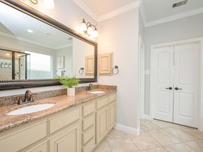 11 S Victoriana Circle, Spring TX 77389