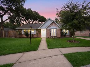 9718 Rathbone Drive, Houston TX 77031