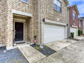 3728 Main Poplar Drive, Houston TX 77025