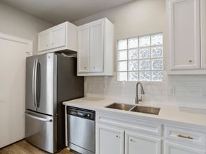 3728 Main Poplar Drive, Houston TX 77025