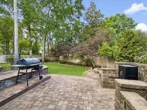 2214 Deer Cove Trail, Kingwood TX 77339