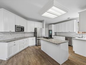 2214 Deer Cove Trail, Kingwood TX 77339