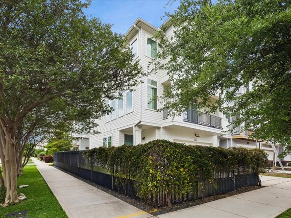 2503 Nicholson Street, Houston TX 77008