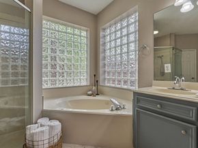 11603 Vailrun Drive, Houston TX 77070