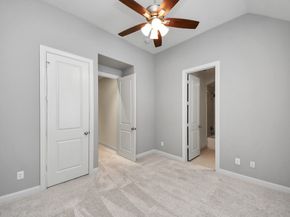 2061 Fannin Station N, Houston TX 77045