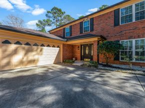 30 Eagle Rock Pl, The Woodlands TX 77381