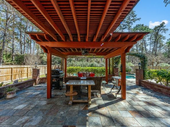 30 Eagle Rock Pl, The Woodlands TX 77381