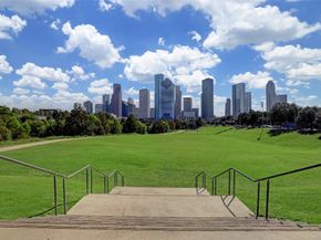 14 Greenway Plaza 10P, Houston TX 77046