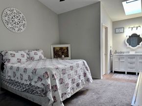 2211 S Kirkwood Road 35, Houston TX 77077