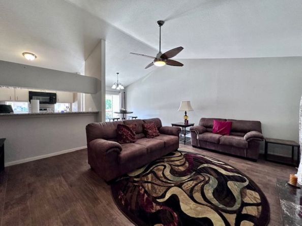 2211 S Kirkwood Road 35, Houston TX 77077