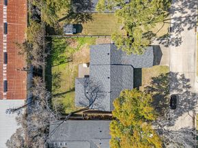 10151 Brinwood Drive, Houston TX 77043