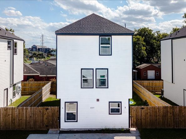 6305 Sandra Street, Houston TX 77028