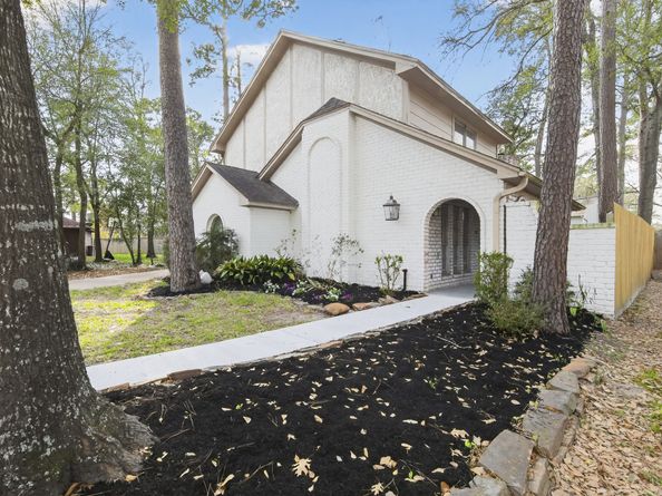 11735 Glenway Drive, Houston TX 77070